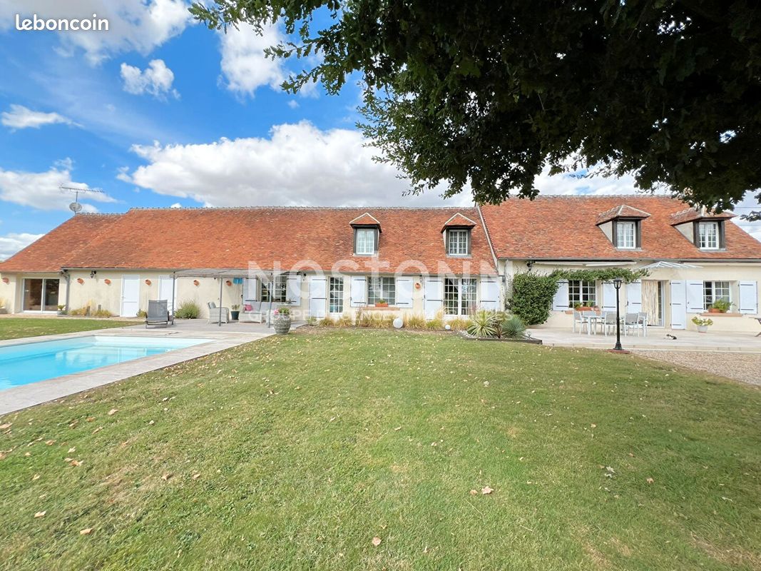 Maison 6 pièces 202 m² · à Poulaines · 202 m² · 296 800 €