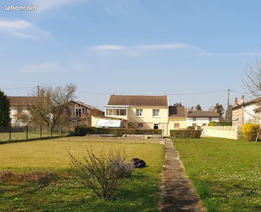 Maison 4 pièces 85 m² · à Courtisols · 85 m² · 210 000 €