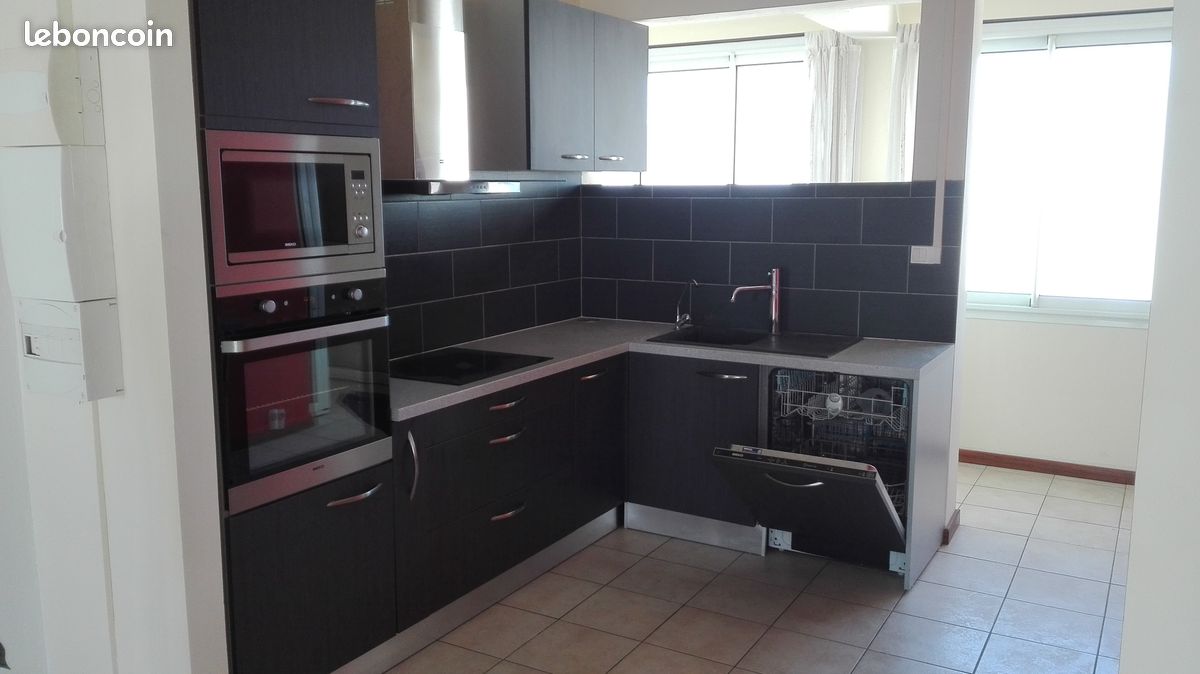 Appartement 3 pièces 85 m² · à Saint-Pierre · 85 m² · 1 150 €/mois