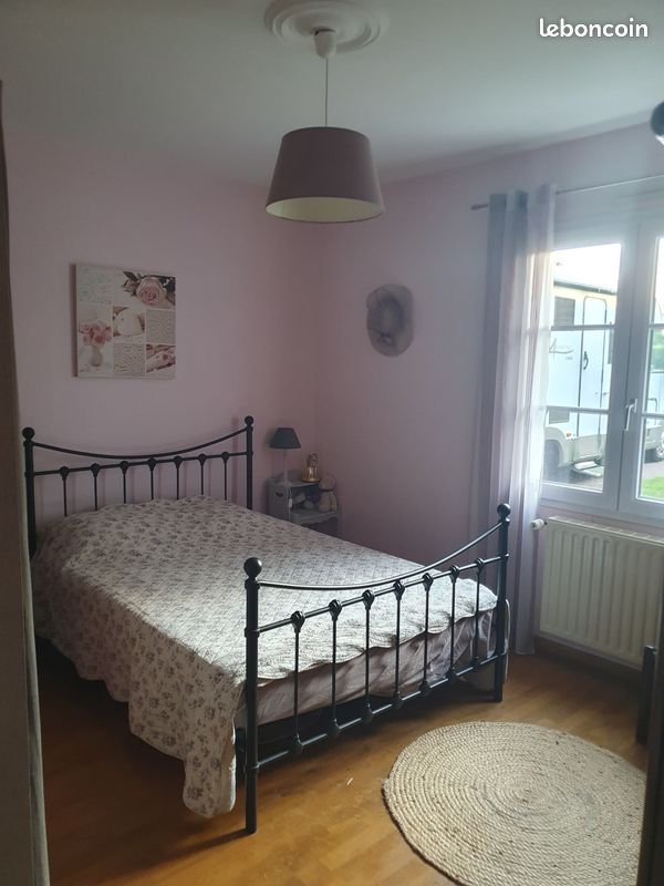 Maison 6 pièces 12 m² · à Les Garennes sur Loire · 12 m² · 350 €