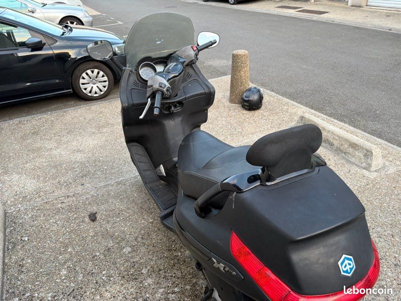 Échange scooter 125 (image 3)