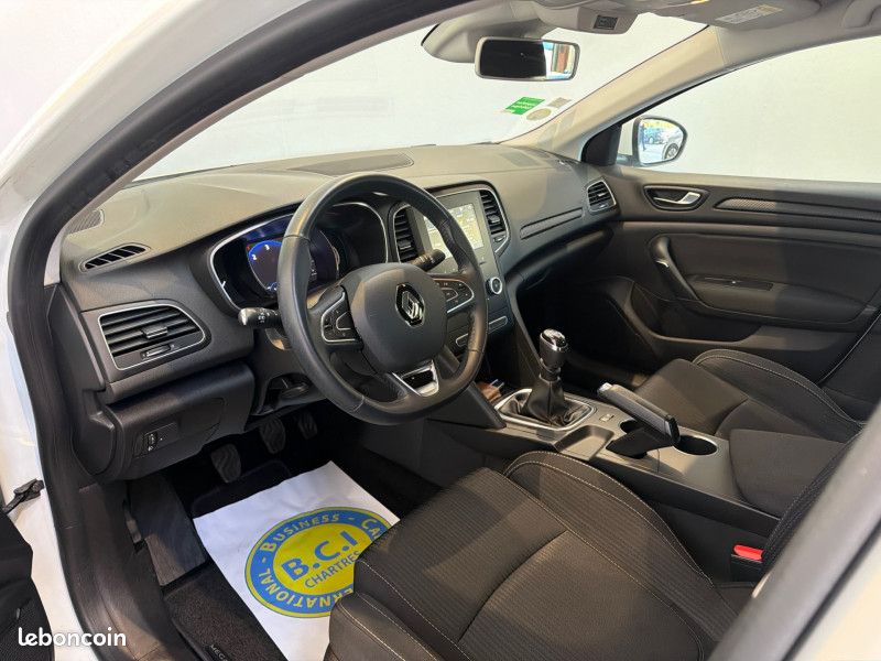Renault MEGANE IV 1.5 BLUE DCI 115CH BUSINESS (image 18)