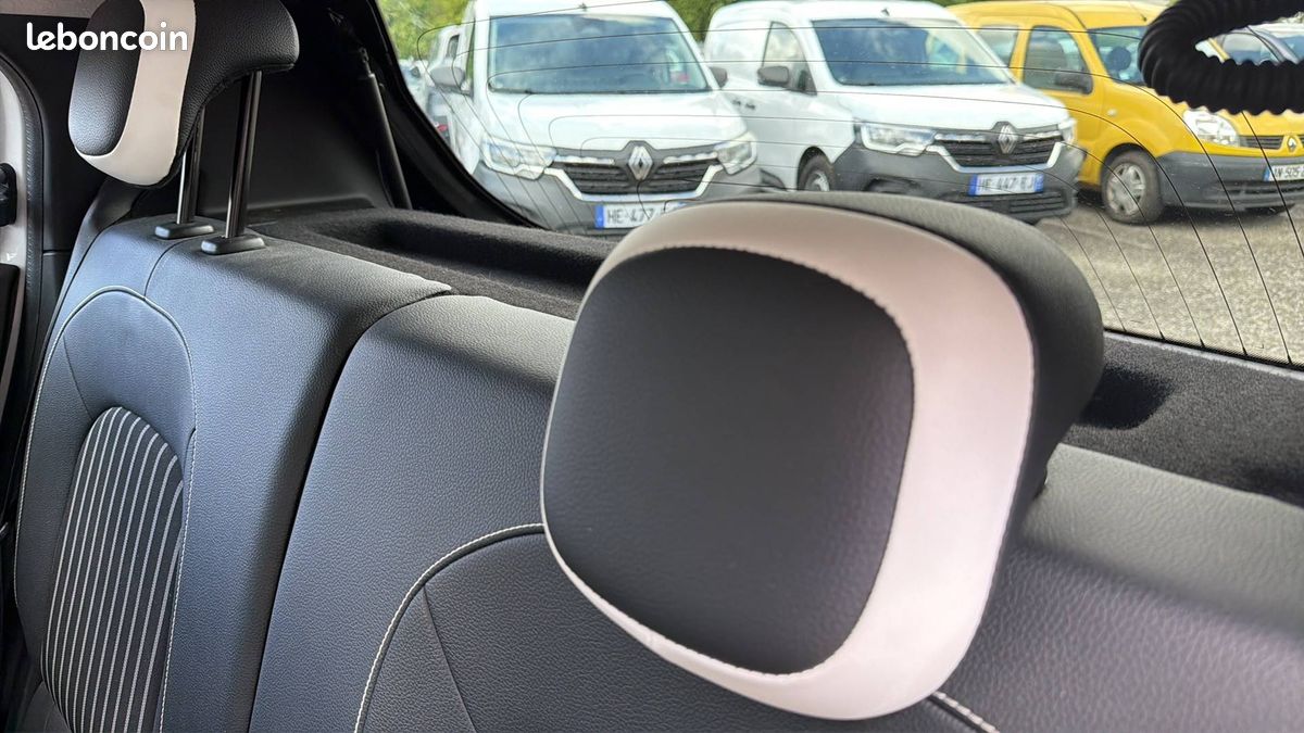 Renault twingo iii tce 95 intens (image 28)