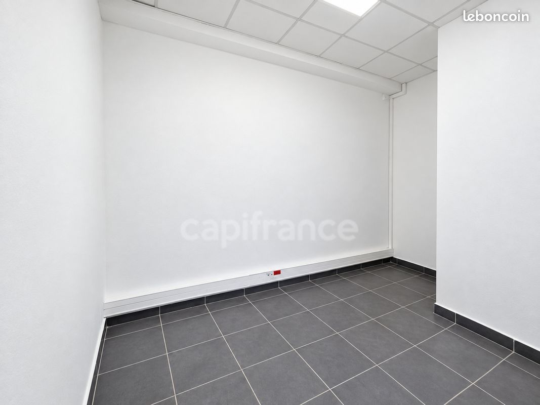 Bureaux 90 m² (image 6)