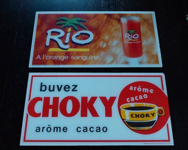 Plaque métal publicitaire 20x30cm bombée en relief : OXO boisson ch