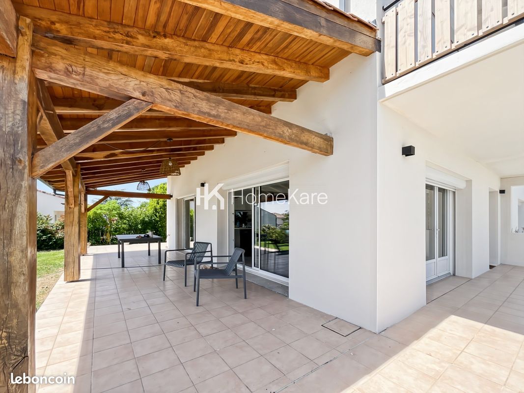 Maison 6 pièces 210 m² (image 2)