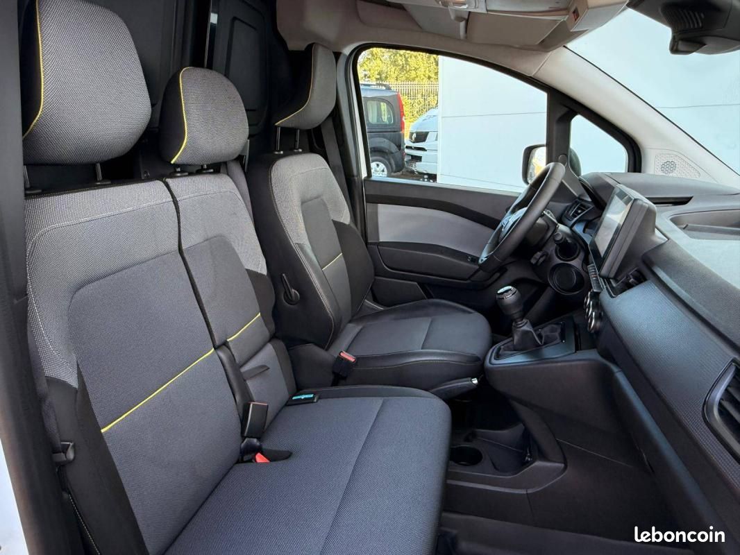 Renault Kangoo VAN DCI 95 EXTRA R-LINK 3 PLACES (image 8)