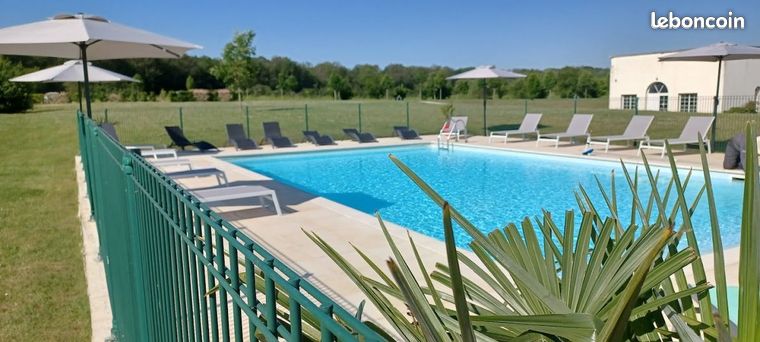 Superbe T4 110m2 duplex résidence Villa Bellagio + 2 parkings prox Châteaux et Lieux touristiques
