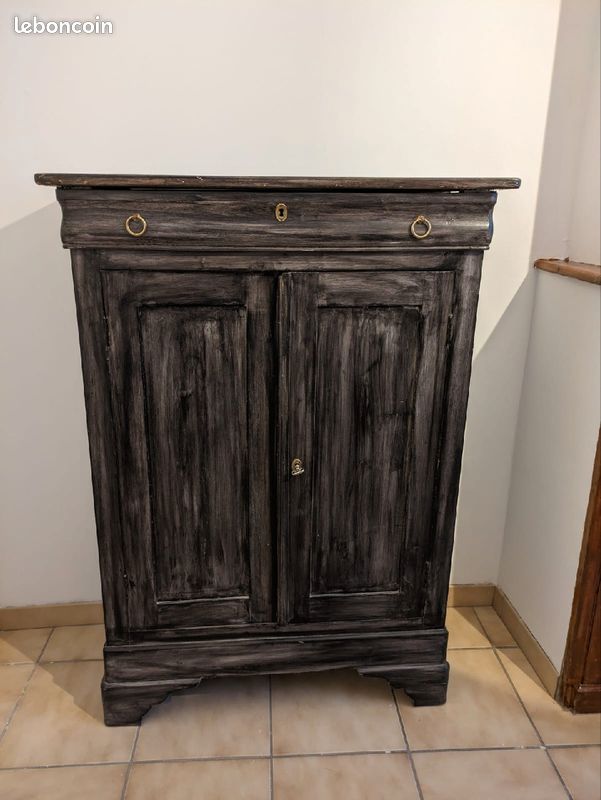 Armoire massif (image 2)