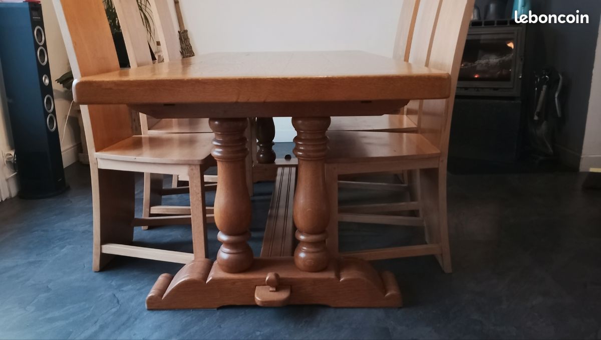 Table monastère et ses chaises (image 2)