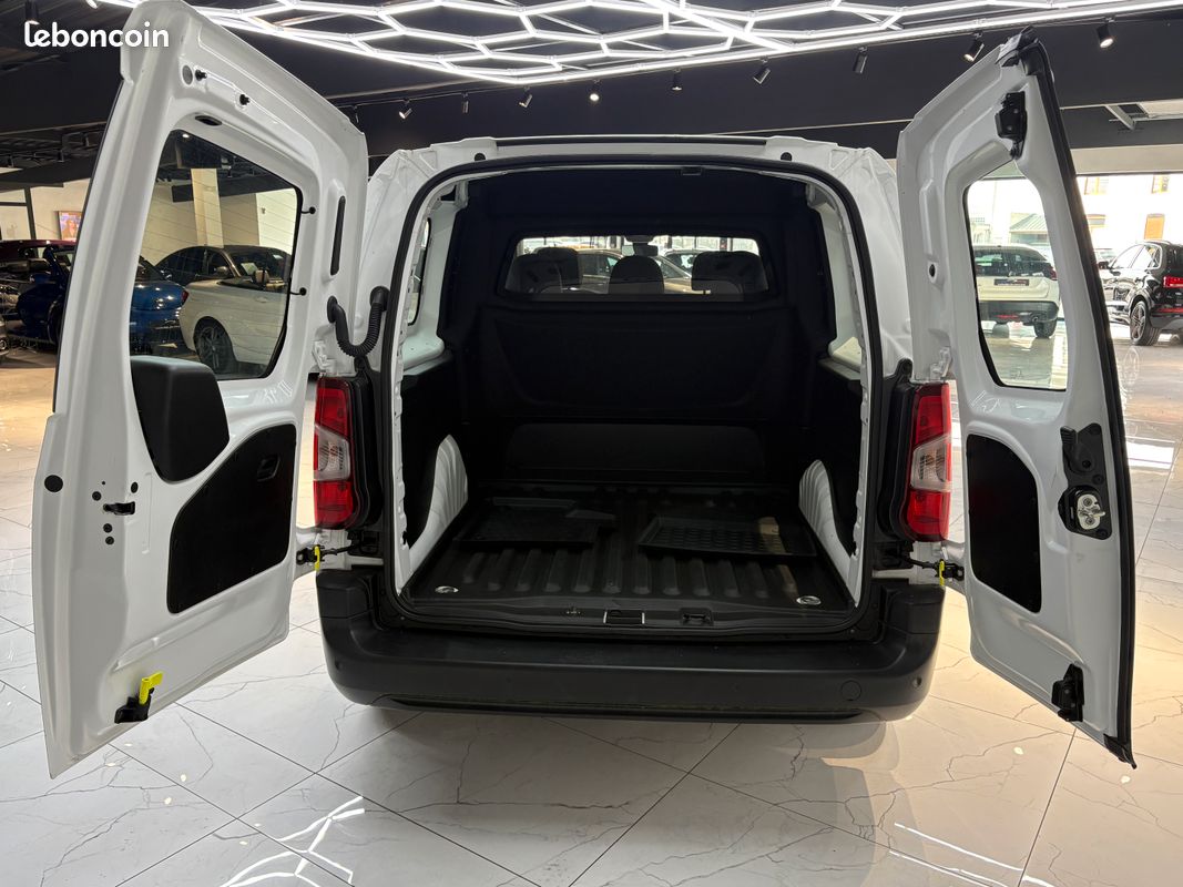 OPEL COMBO Life 1.5TDBlue 5PL UTILITAIRE NEUF CARPLAY 10.383KM (image 11)
