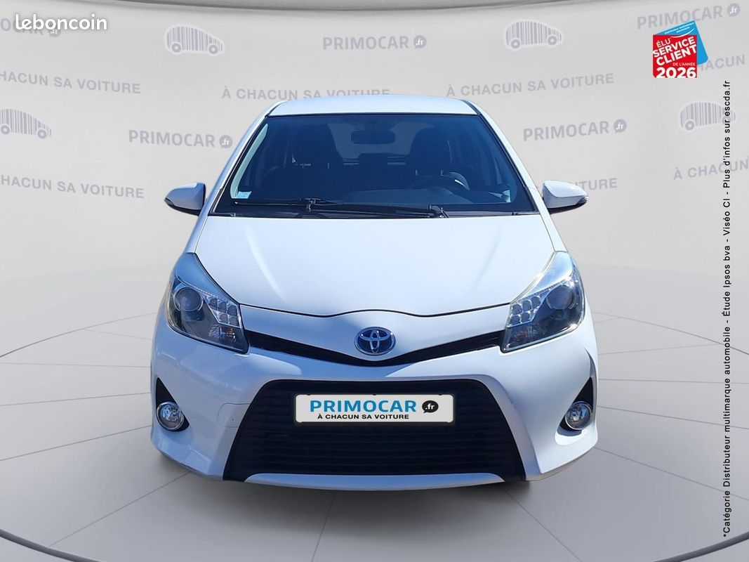 Toyota Yaris HSD 100h Dynamic 5p (image 2)