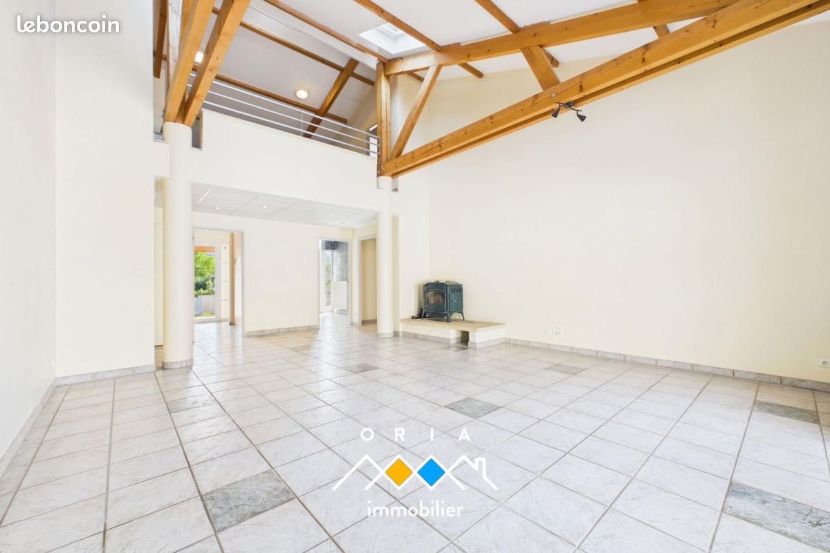Maison 6 pièces 151 m² · à Waville · 151 m² · 229 000 €