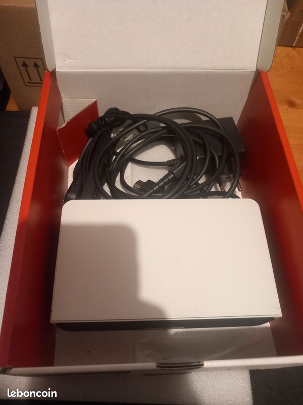 Nintendo Switch OLED état irréprochable (image 4)