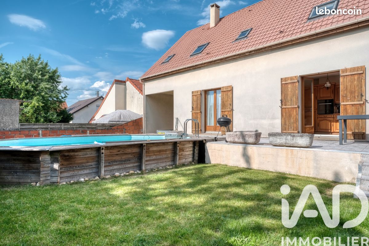 Maison 7 pièces 136 m² · à Tremblay-en-France · 136 m² · 415 000 €