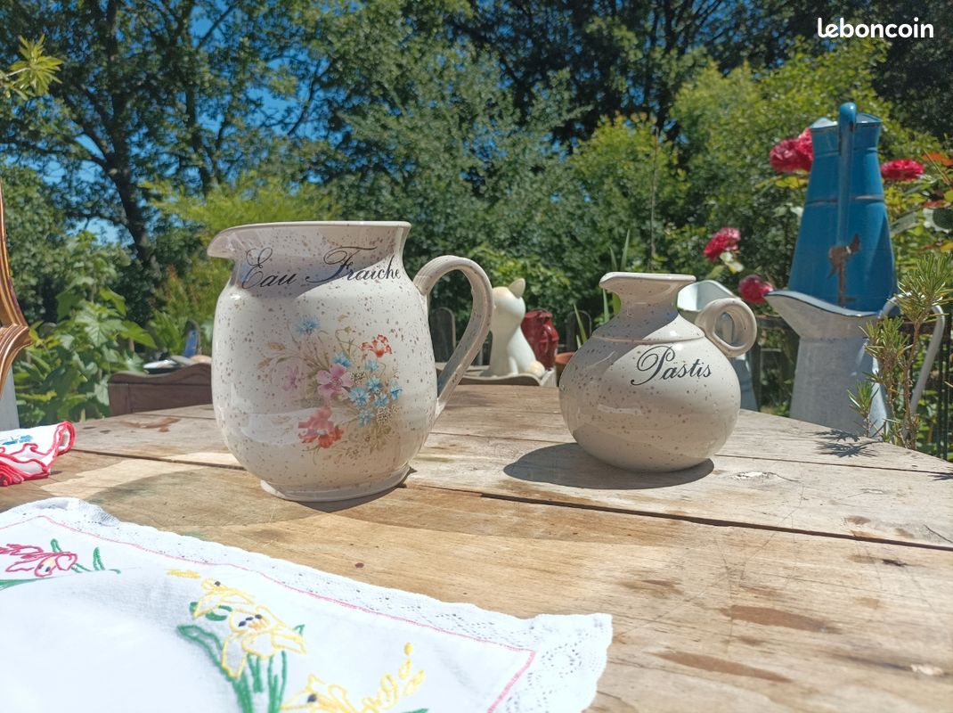 La Vache Qui Rit® G545677 Pichet En Grès Capacité 1 Litre - Carafe