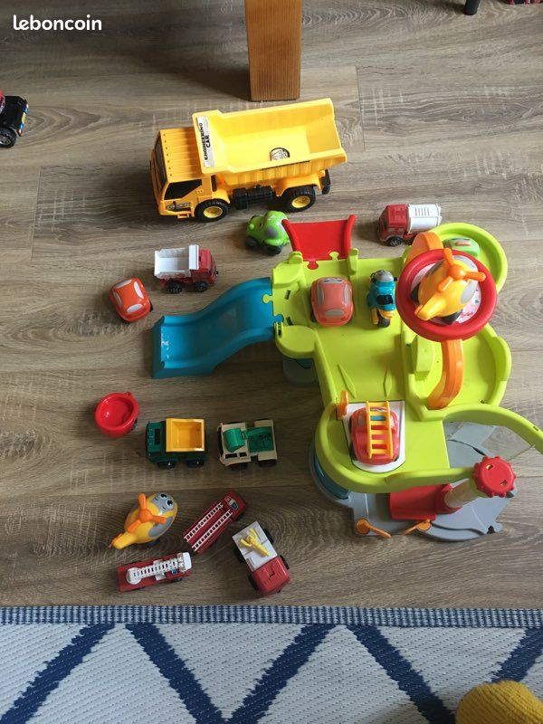 Garage et voitures (image 2)