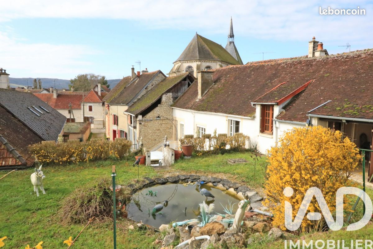 Maison 4 pièces 95 m² · à Dannemoine · 95 m² · 88 000 €