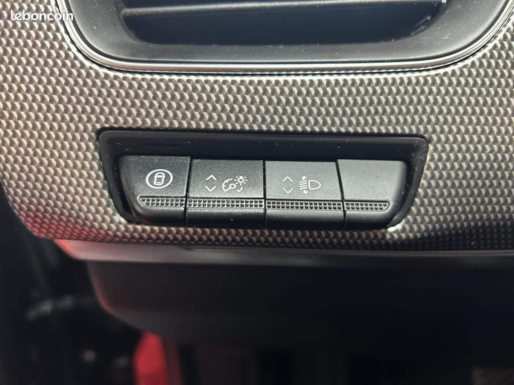 RENAULT ARKANA 1.6 E-Tech Hybride - 145 - SUV PHASE 2 - Garantie 12 mois (image 16)
