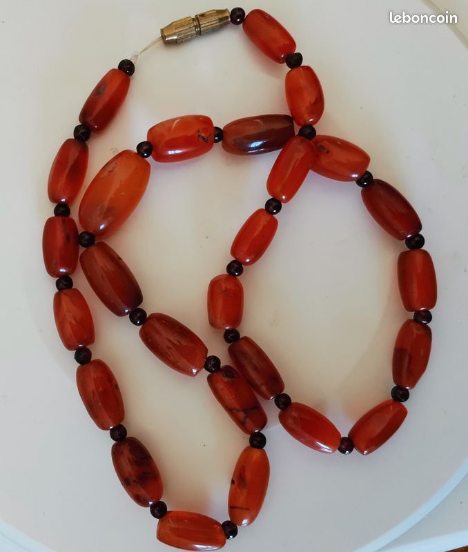 Collier en pierres naturelles (agates) (image 1)