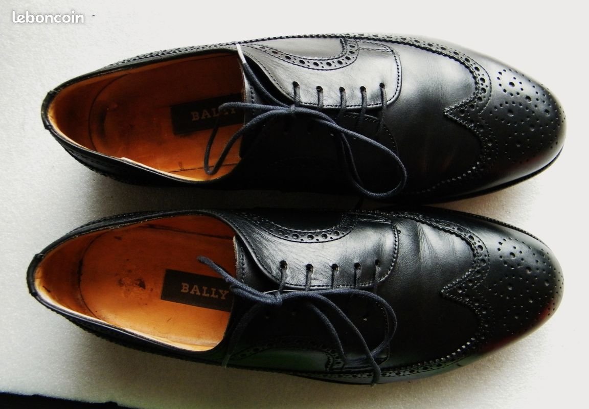 BALLY SUISSE Chaussures PARSEIL à lacets cuir rouge nuancé 37.5 TRES