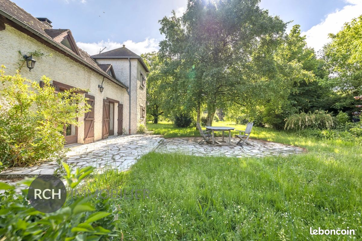 Maison 5 pièces 130 m² · à Houdan · 130 m² · 200 000 €