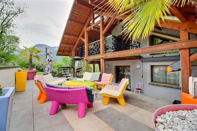 Maison 9 pièces 208 m²