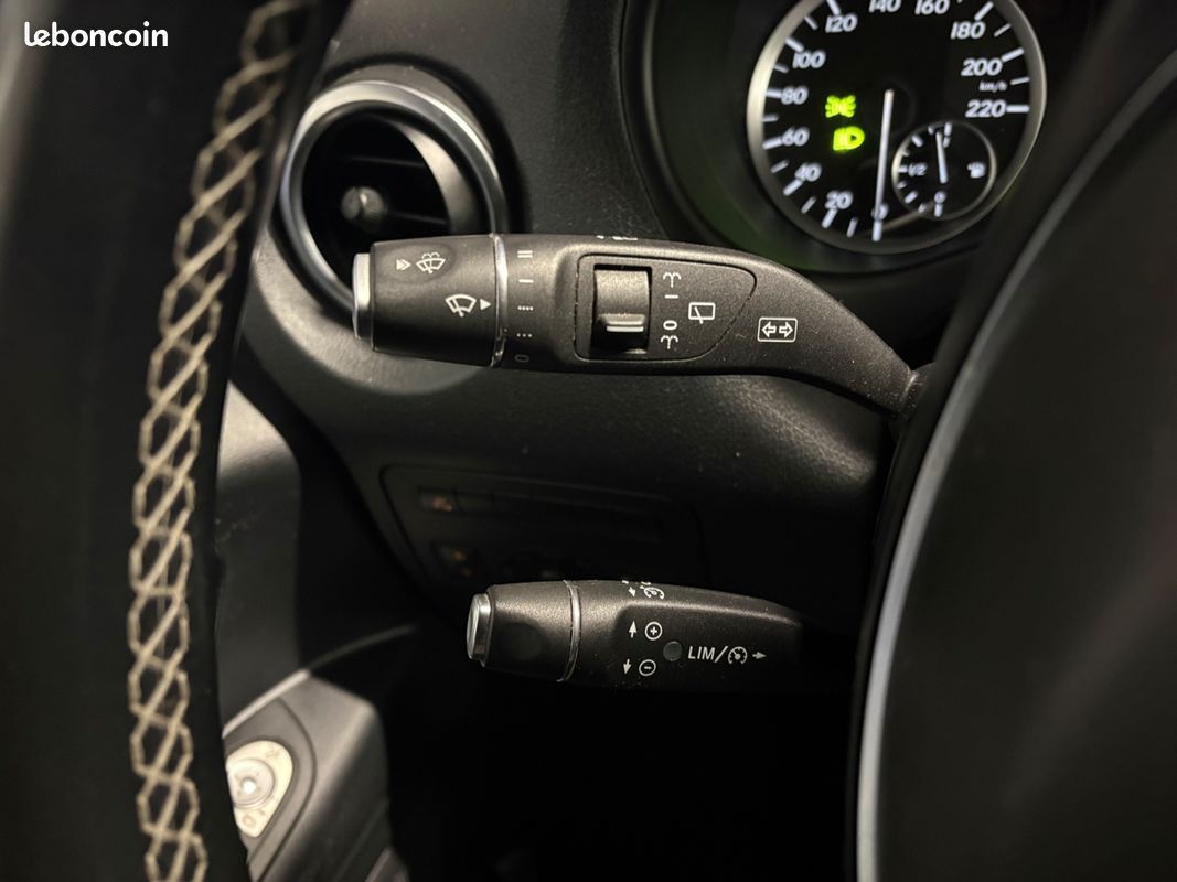 MERCEDES-BENZ Vito Fg 1.6 D 114ch Pro - 2018 - Caméra de recul - Sièges cuir - 5 places -Climatisation (image 12)