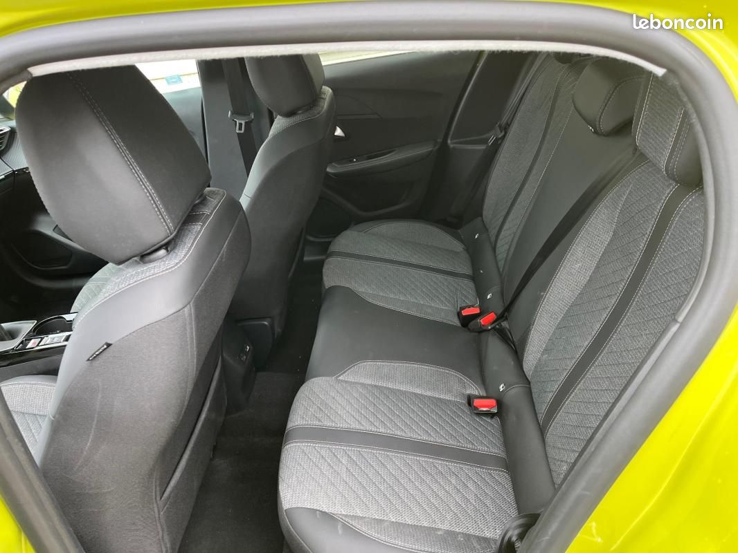 Peugeot 208 1.2 100CH ALLURE BVM6 (image 19)