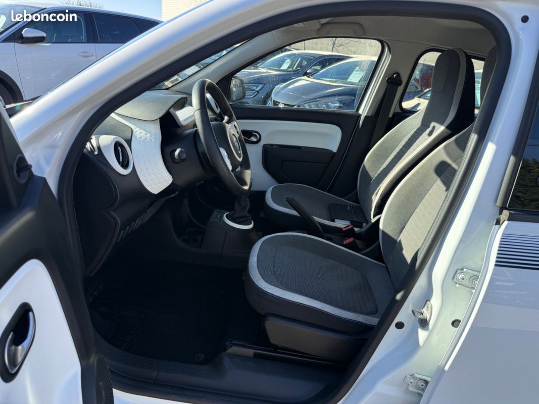 Renault TWINGO III Renault Twingo III 1.0 SCe 12V 69 cv Limited (image 11)