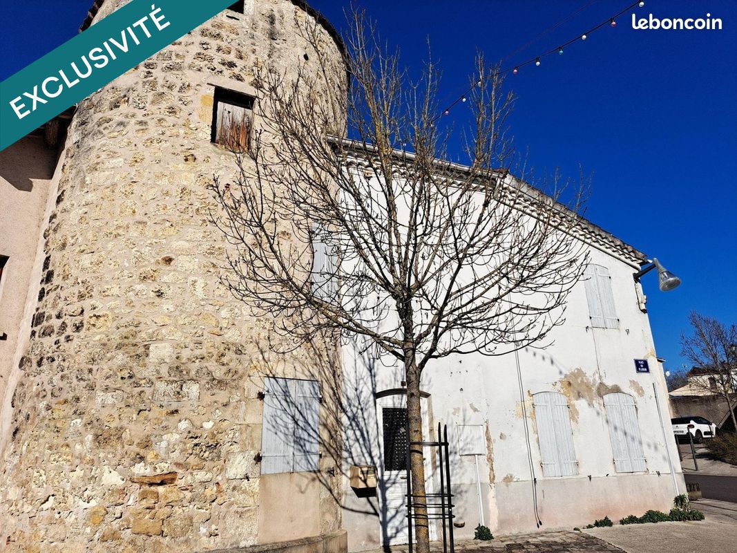 Immeuble 220 m² · à Roquefort · 220 m² · 148 000 €