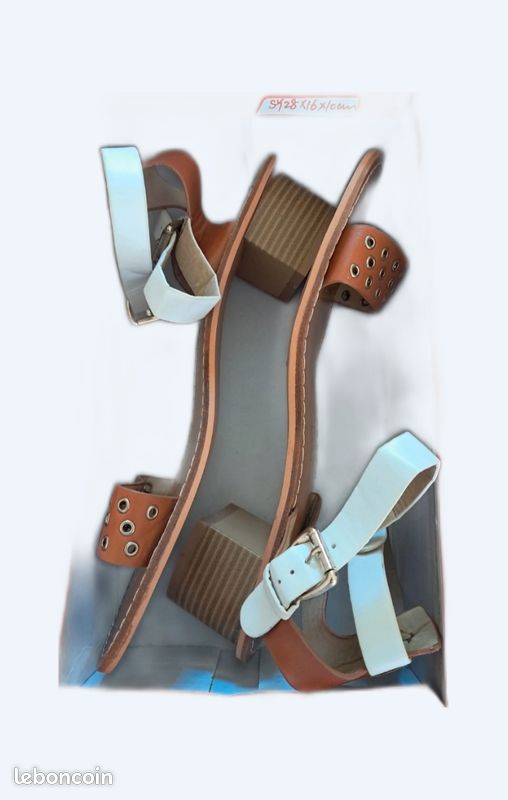 Sandales été beige neuves petit talons T40 (image 1)