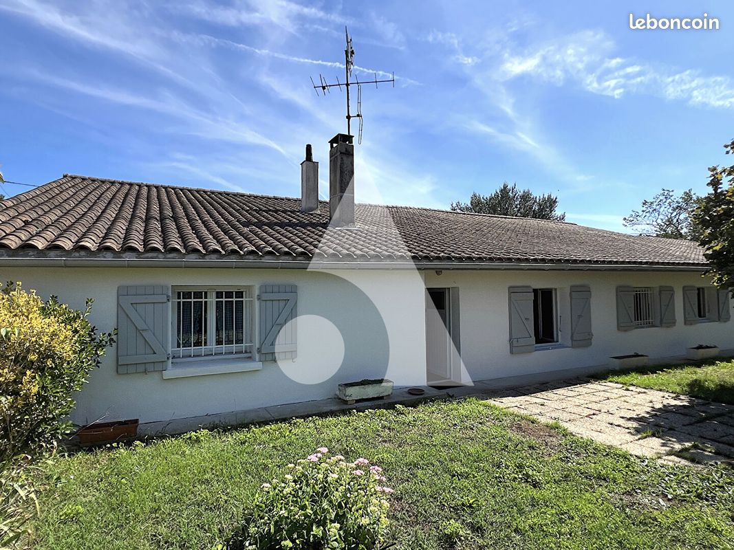 Maison 5 pièces 148 m² · à Lagorce · 148 m² · 166 000 €