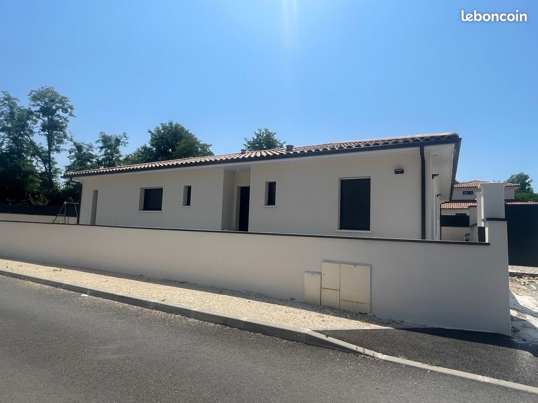Maison 4 pièces 93 m² · à Saint-André-de-Cubzac · 93 m² · 1 080 €