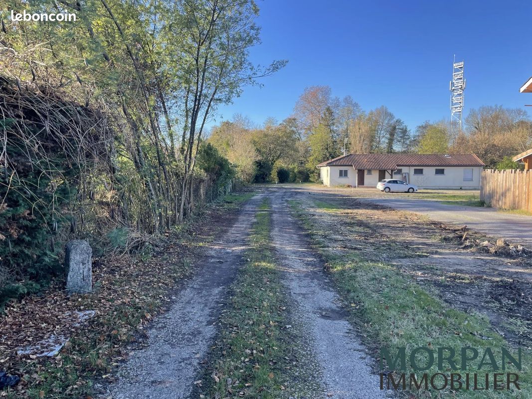 Terrain 645 m² · à La Brède · 645 m² · 156 000 €