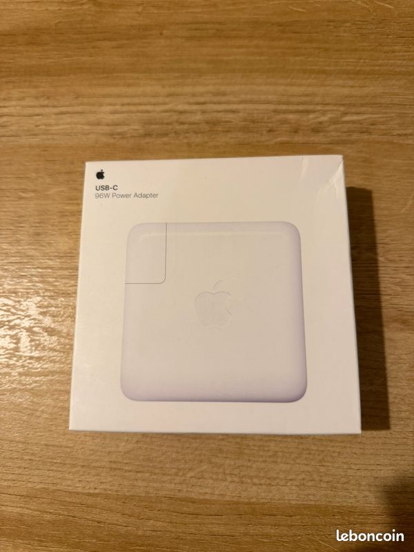 Adaptateur secteur USB C 96W (image 1)