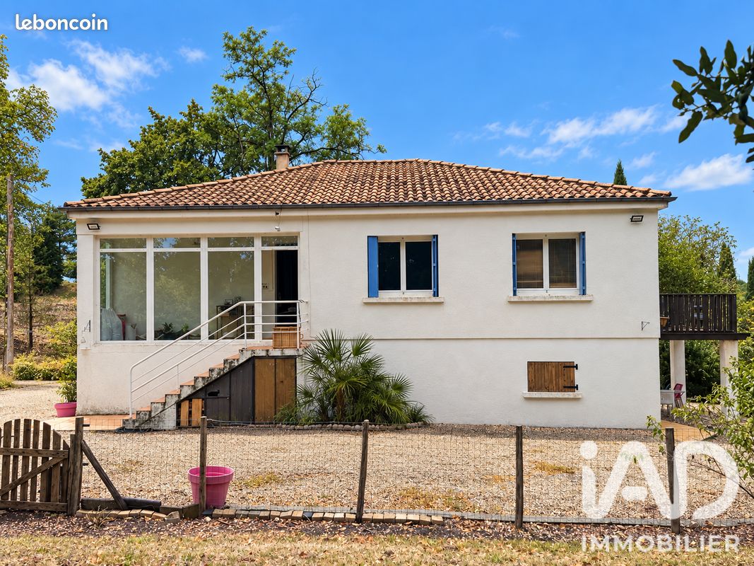 Maison 7 pièces 144 m² · à Passirac · 144 m² · 175 000 €
