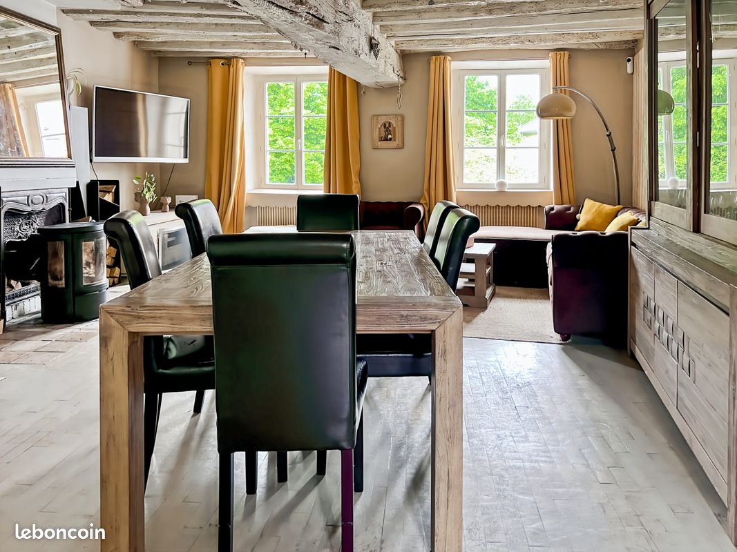 Maison 6 pièces 110 m² · à Châteaufort · 110 m² · 457 600 €