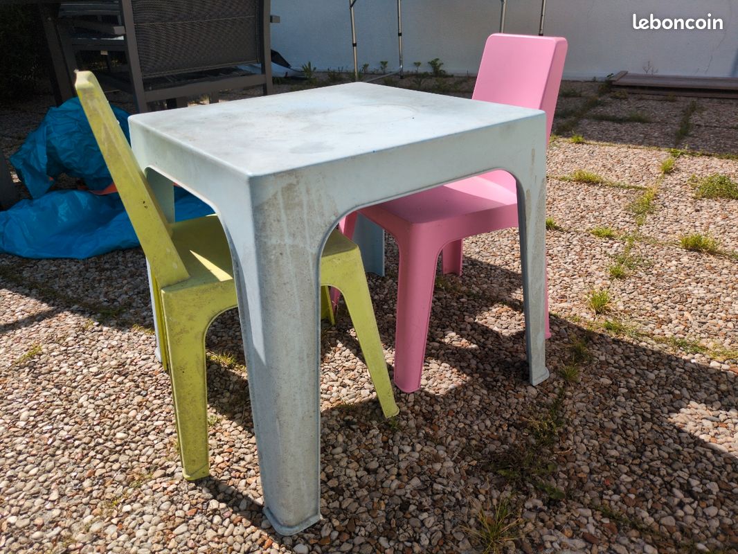 Salon de jardin enfant (image 1)