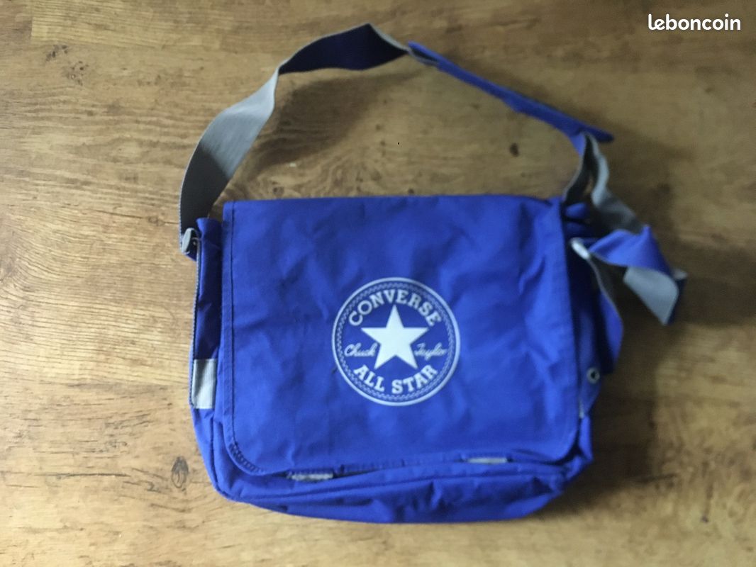 Sacs à dos Kappa, O'Neill, Oxbow, Converse, Rossignol, Vola (image 11)