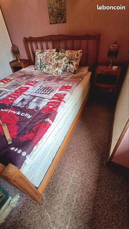 Lit en bois avec matelas 140x190 (image 3)