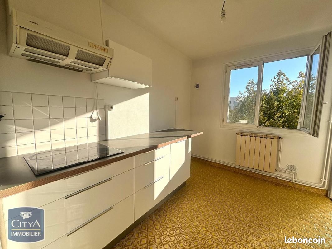 Appartement 4 pièces 67 m² · à Grenoble · 67 m² · 794 €/mois