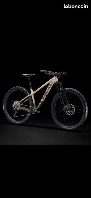 Roscoe 6 trek (image 1)