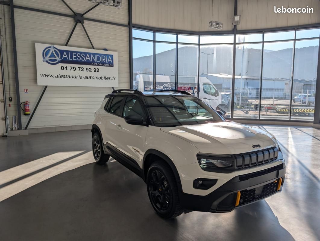 Jeep Avenger 1.2 Turbo T3 145 ch BVR6 4xe The North Face 5P (image 2)
