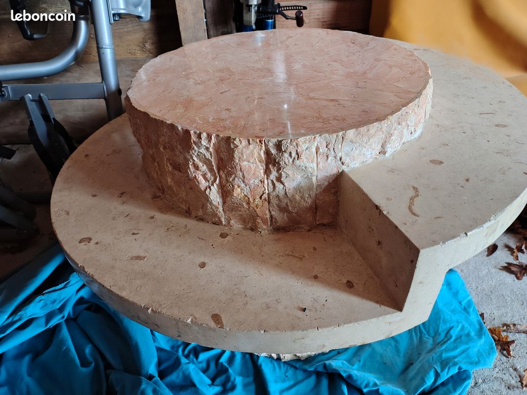 Table basse design (image 1)