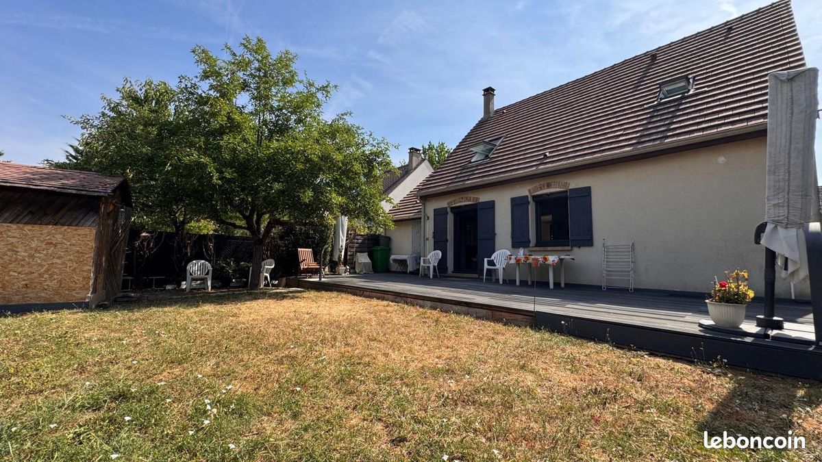 Maison 7 pièces 130 m² · à La Queue-en-Brie · 130 m² · 426 000 €