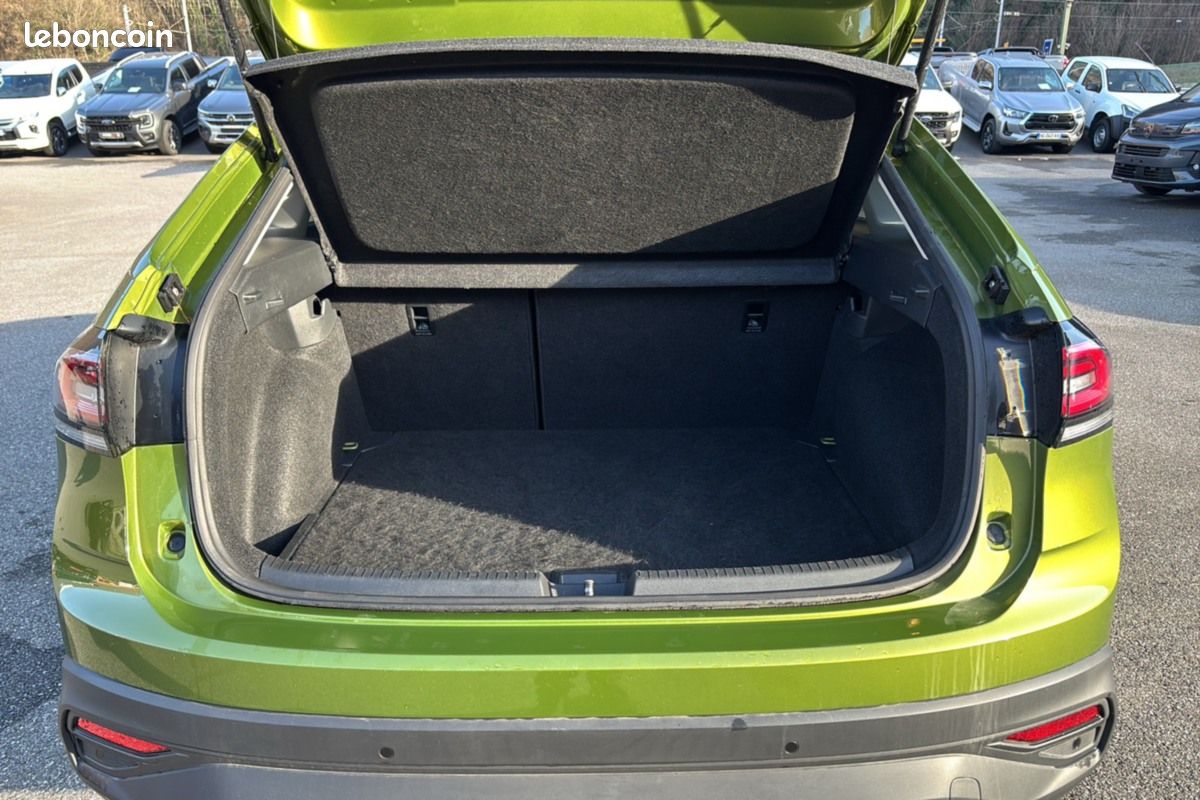 Volkswagen Taigo TSI 115 EDITION CAMERA KEYLESS (image 18)