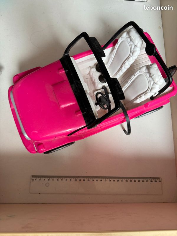 Voiture Barbie, cabriolet (image 1)