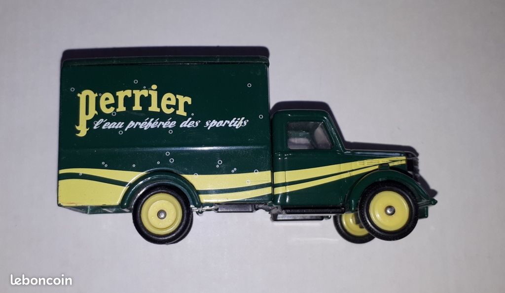 Camion Bedford Perrier - Corgy (image 1)