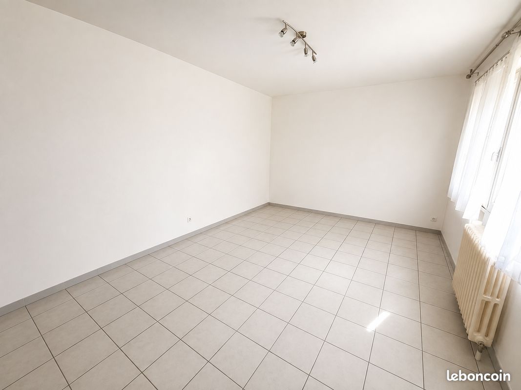 Appartement 2 pièces 44 m² · à Agen · 44 m² · 47 000 €